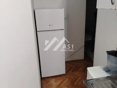 Rent, one bedroom apartment, 42m², Rotkvarija, Novi Sad Sve Podlokacije - image 4