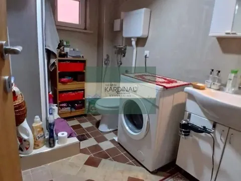 Prodaja, kuća, 273m², Grošnica, Kragujevac - image 15