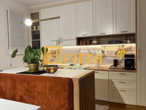 Prodaja, trosoban stan, 90m², Blok 9, Podgorica - image 6