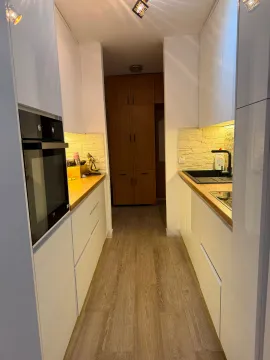 Prodaja, jednosoban stan, 53m², Stari Aerodrom, Podgorica - image 6