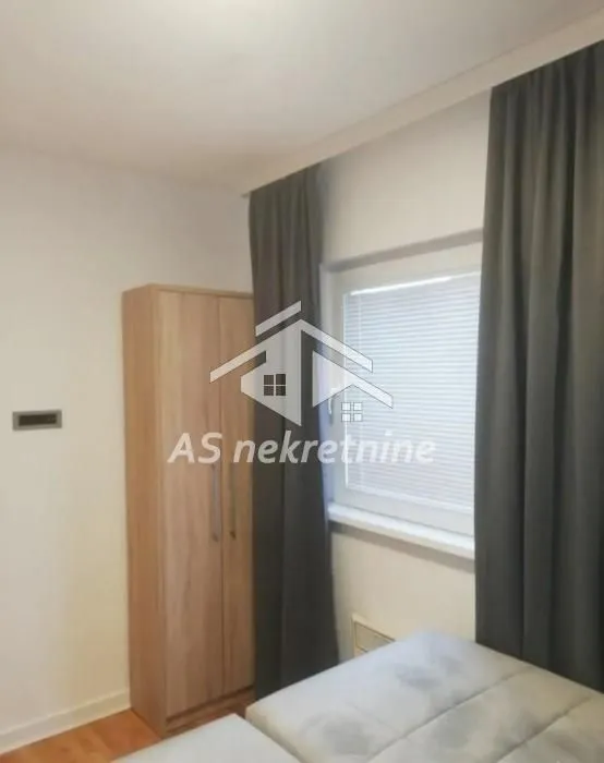 Izdavanje, trosoban stan, 60m², Trošarina, Voždovac Sve Podlokacije