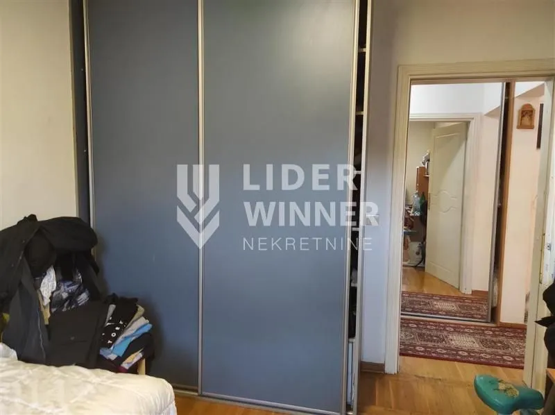 Sale, four bedroom apartment, 110m², Vukov Spomenik, Zvezdara Sve Podlokacije