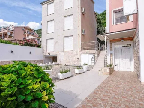 Sale, hospitality venue, 1256m², Podkošljun, Budva - image 34