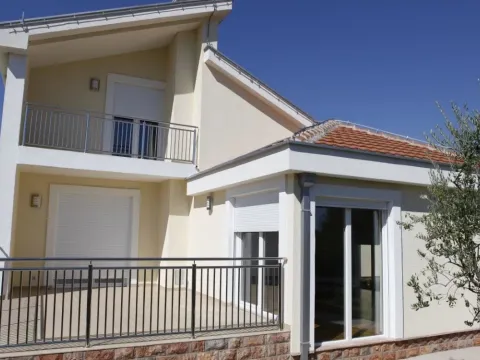 Sale, house, 250m², Donji Kokoti, Podgorica - image 18