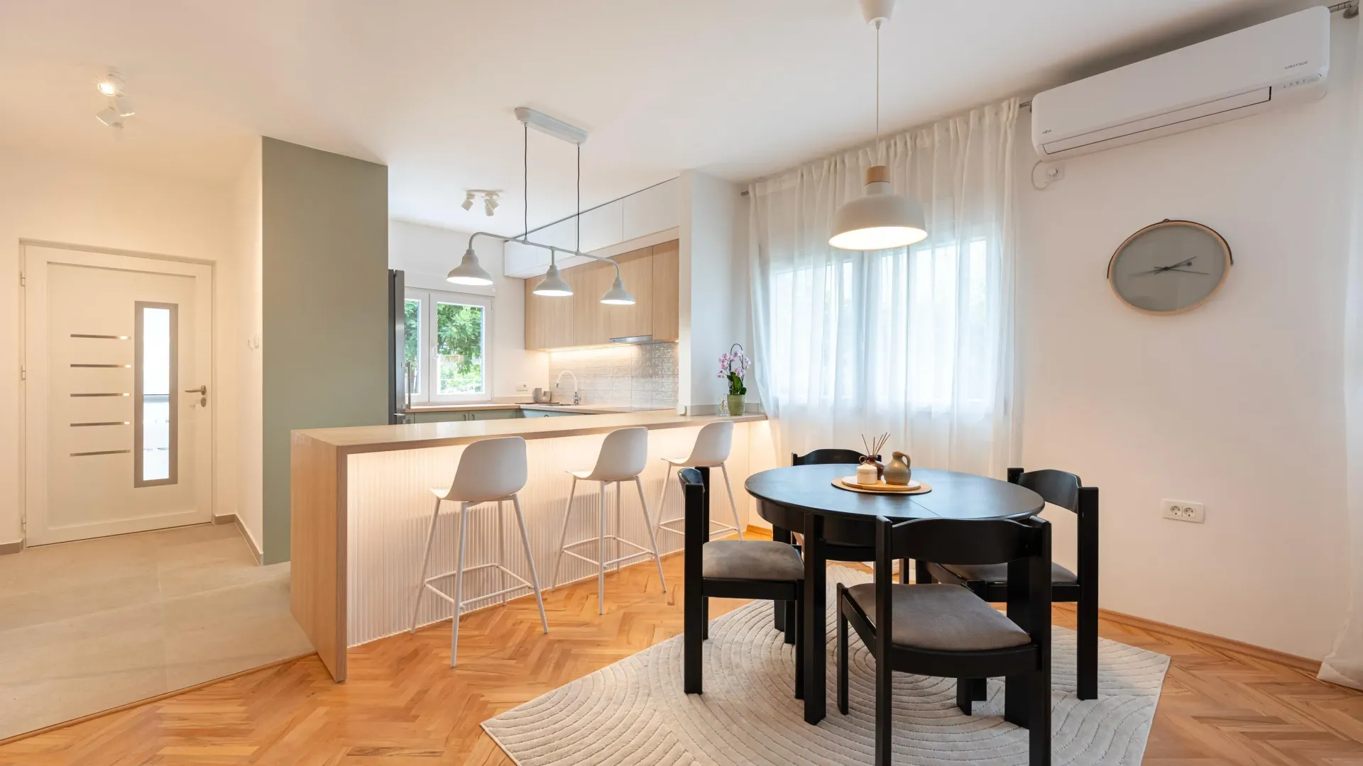 Rent, house, 100m², Dalmatinska ulica, Podgorica