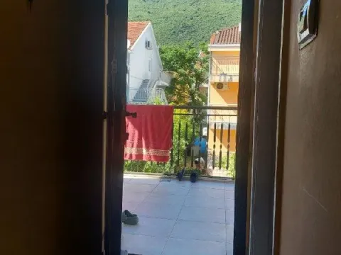 Izdavanje, dvosoban stan, 139m², Baošići, Herceg Novi - image 18