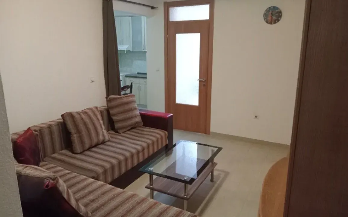 Rent, two bedroom apartment, 54m², Seljanovo, Tivat