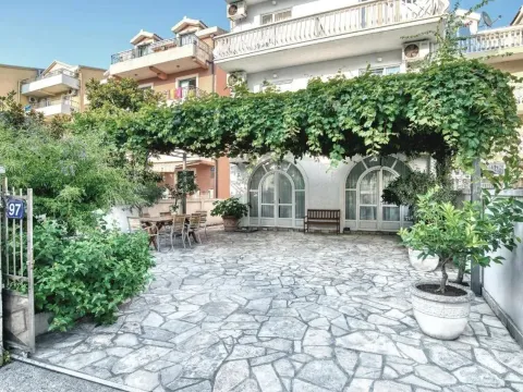 Sale, house, 487m², Budva, Crna Gora - image 4