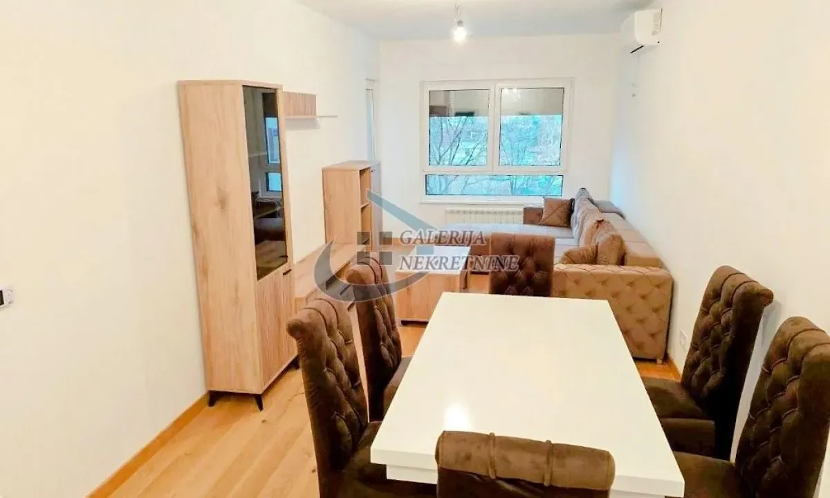 Sale, three bedroom apartment, 67m², Kluz, Zvezdara Sve Podlokacije
