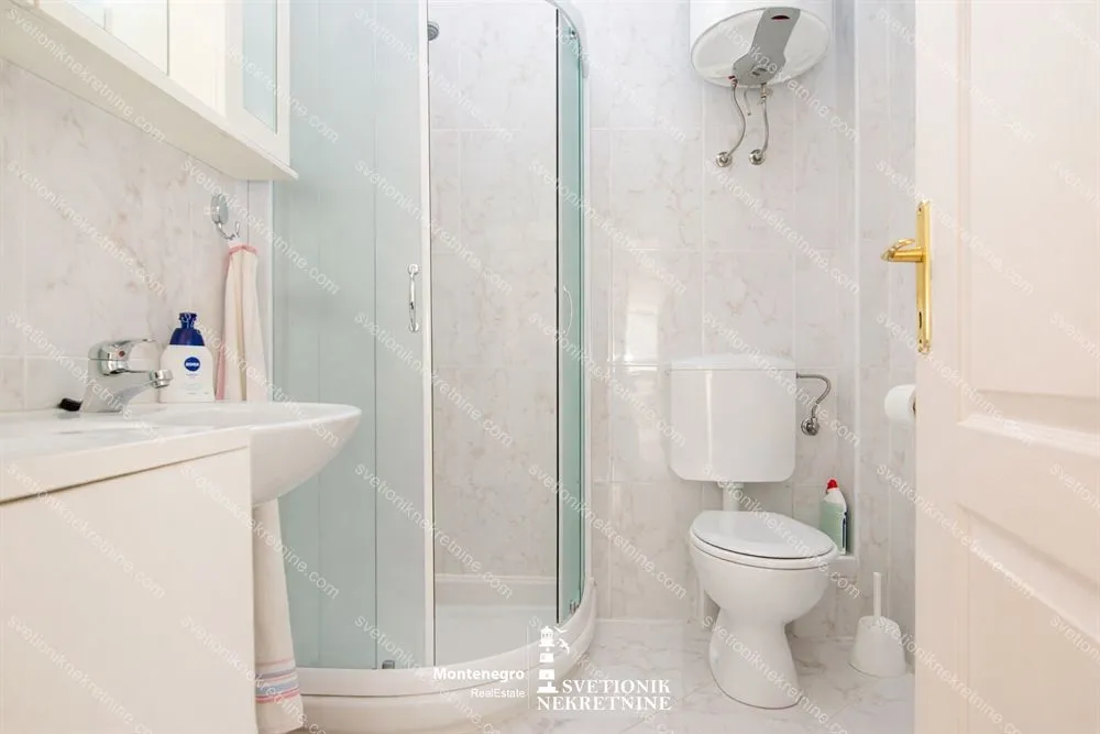 Prodaja, jednosoban stan, 33m², Savina, Herceg Novi