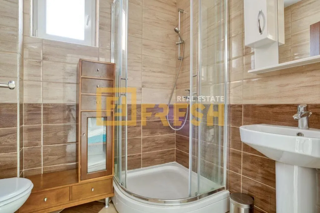 Sale, two bedroom apartment, 60m², Petrovac, Budva