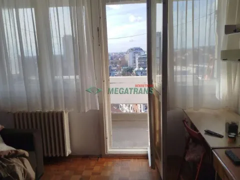 Prodaja, jednosoban stan, 42m², Zemun Sve Podlokacije, Beograd - image 1