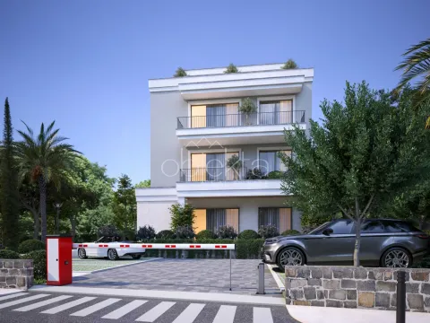 Prodaja, stan, 36m², Tivat, Crna Gora - image 3
