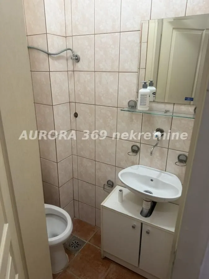 Prodaja, trosoban stan, 64m², Ruma, Srbija