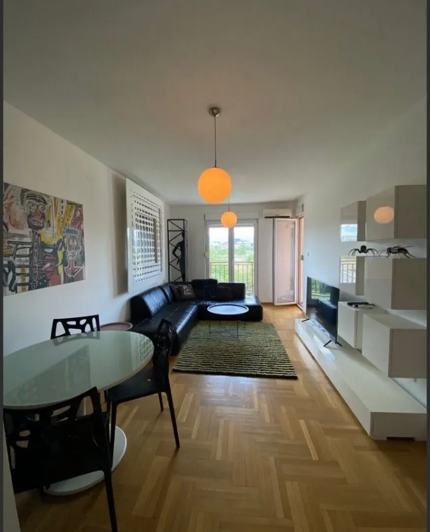 Rent, two bedroom apartment, 65m², Podgorica, Crna Gora