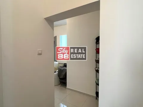 Prodaja, četvorosoban stan, 76m², Vračar Sve Podlokacije, Beograd - image 12