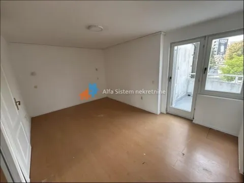 Rent, apartment, 176m², Voždovac Sve Podlokacije, Beograd - image 1