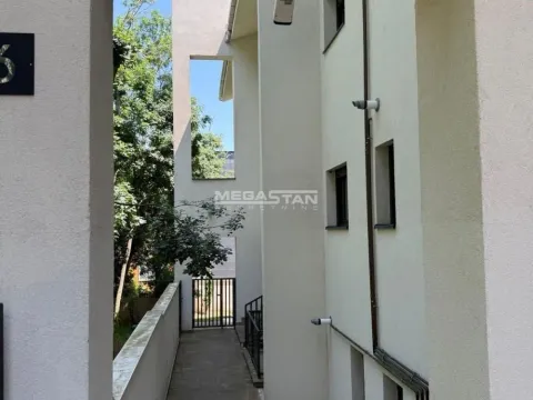 Prodaja, dvosoban stan, 70m², Savski Venac, Beograd - image 12