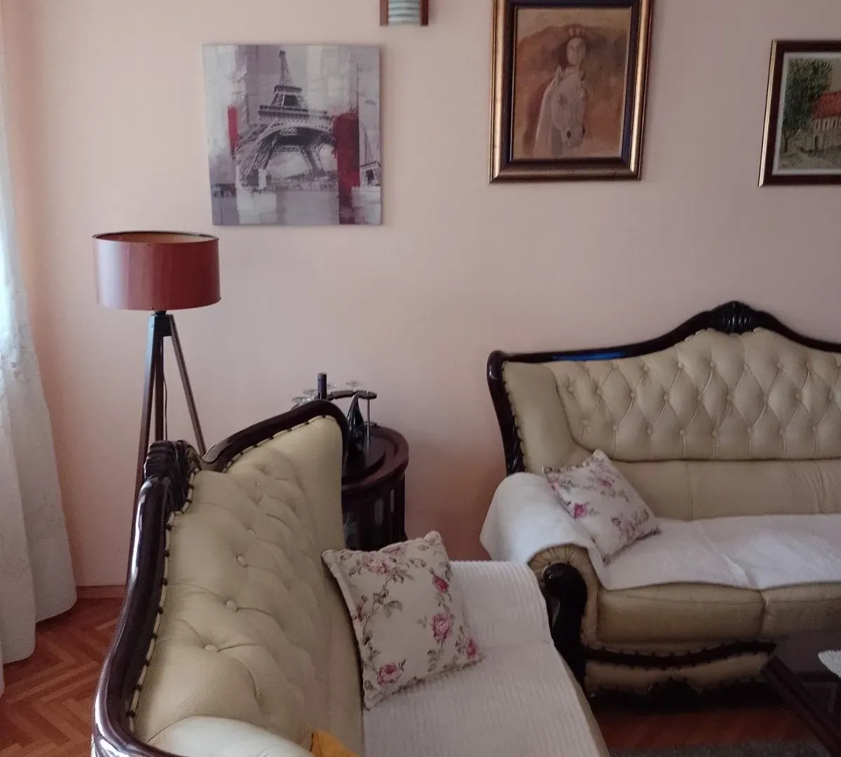 Prodaja, dvosoban stan, 64m², Pejton, Podgorica