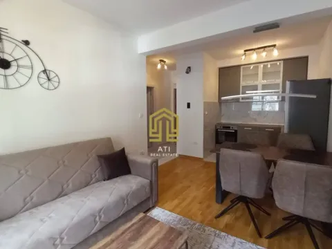 Prodaja, jednosoban stan, 42m², Podkošljun, Budva