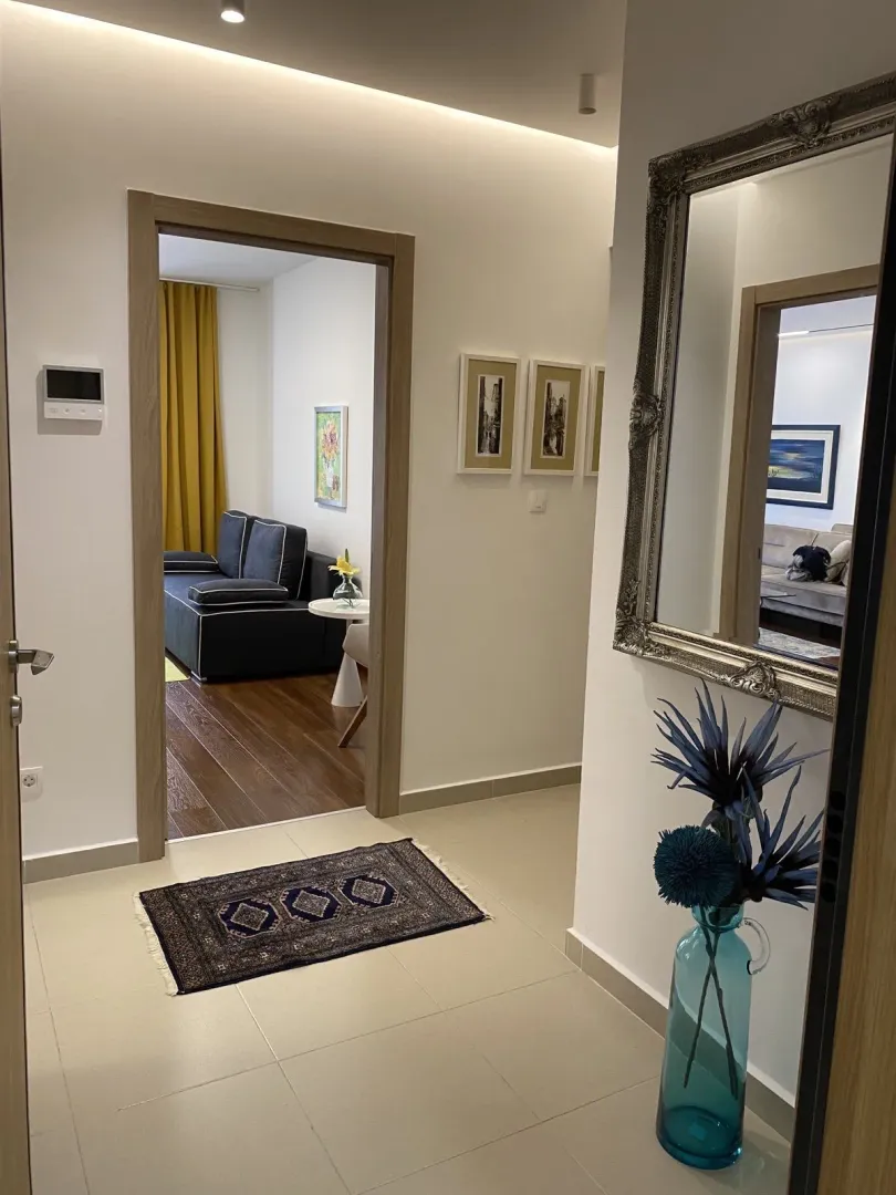 Izdavanje, trosoban stan, 77m², City Kvart, Podgorica