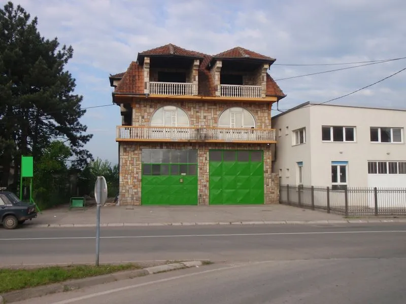 Prodaja, parking/garaža, 600m², Centar, Paraćin