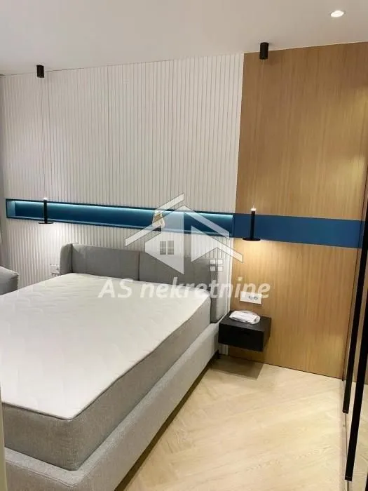 Izdavanje, dvosoban stan, 68m², Neimar, Vračar Sve Podlokacije