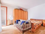 Sale, house, 250m², Dobrota, Kotor - image 9