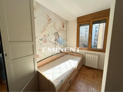 Rent, apartment, 57m², Stari Grad, Beograd - image 13