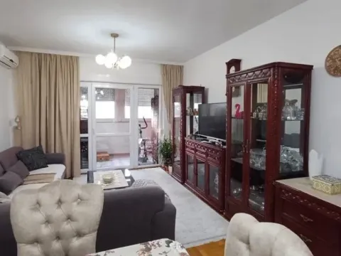 Izdavanje, jednosoban stan, 55m², Bar, Crna Gora - image 2