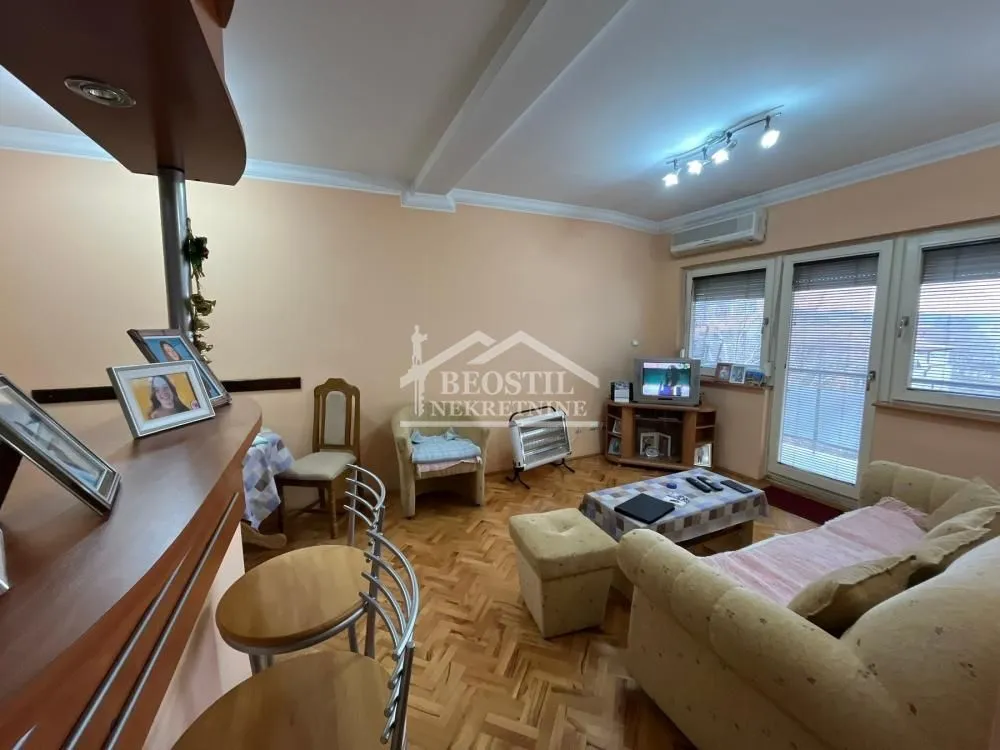 Prodaja, dvosoban stan, 46m², Centar, Smederevo