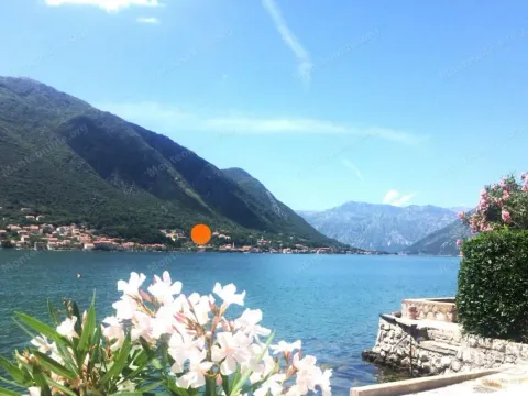 Sale, land lot, 75m², Prčanj, Kotor