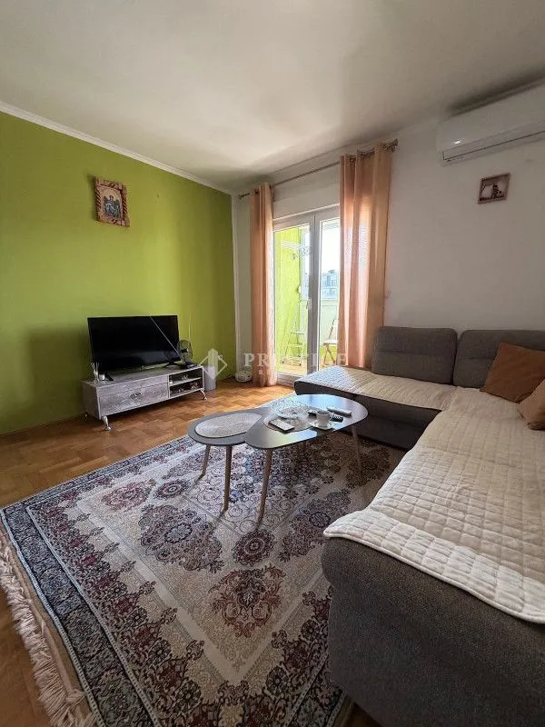 Rent, studio apartment, 31m², Stari Aerodrom, Podgorica