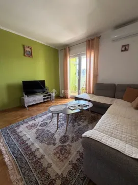 Rent, studio apartment, 31m², Stari Aerodrom, Podgorica - image 2