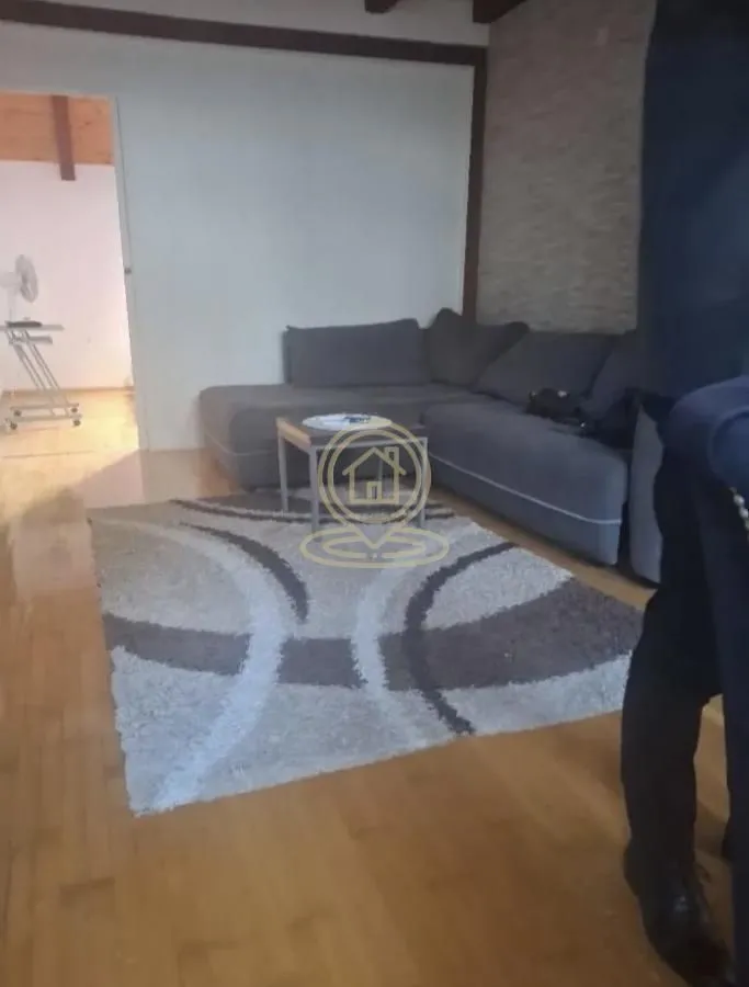 Rent, four bedroom apartment, 85m², Cvetni Trg, Vračar Sve Podlokacije