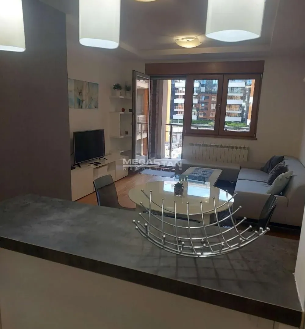 Rent, two bedroom apartment, 60m², Novi Beograd Sve Podlokacije, Beograd