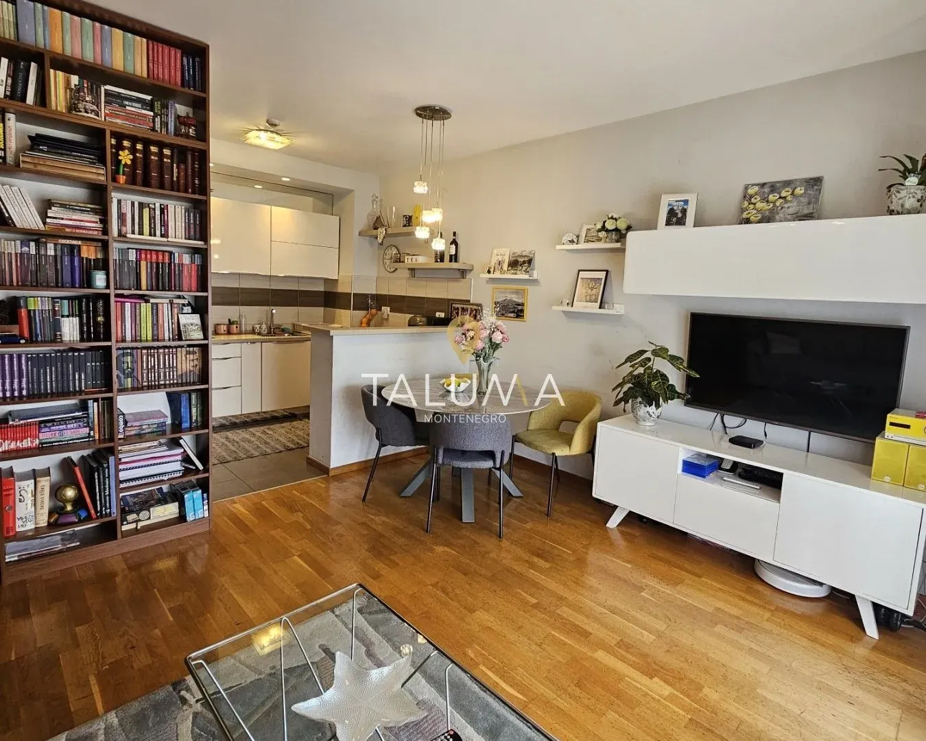 Sale, two bedroom apartment, 75m², City Kvart, Podgorica