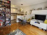 Prodaja, dvosoban stan, 75m², City Kvart, Podgorica - image 1