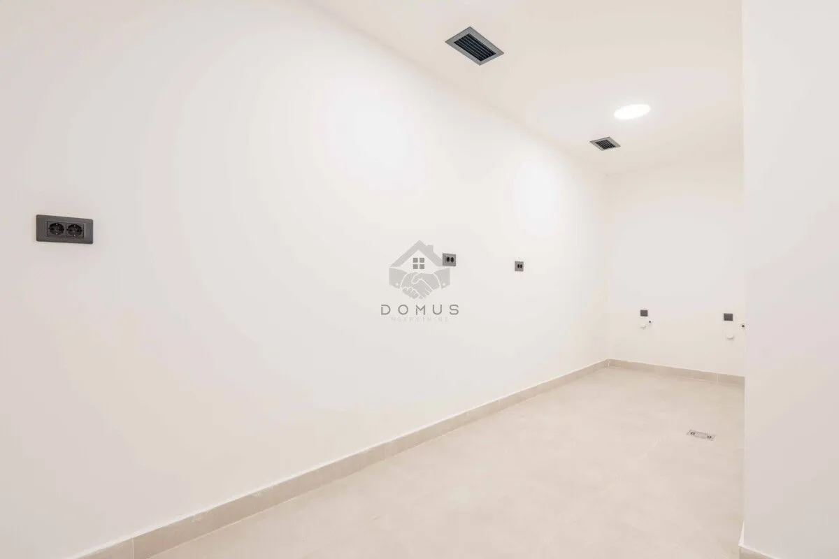 Sale, house, 240m², Kamenovo, Budva
