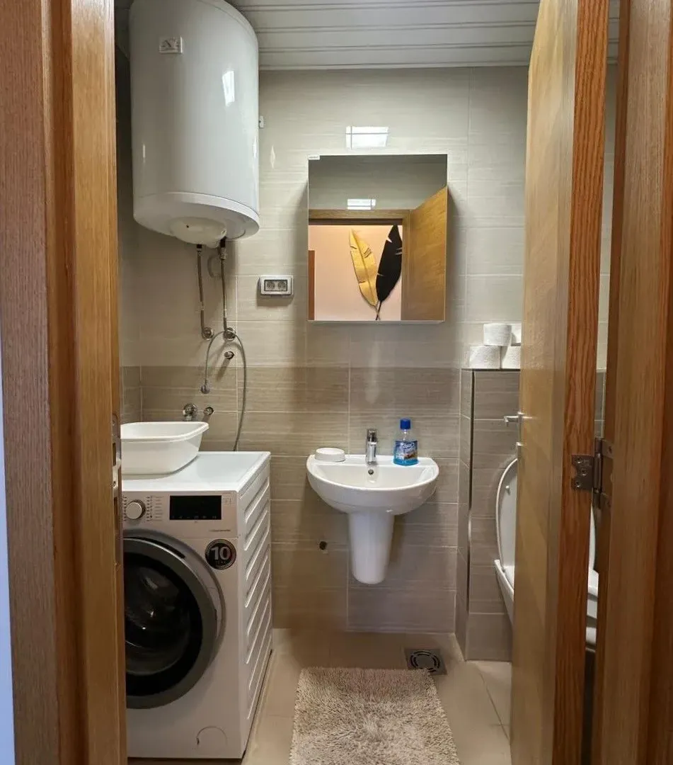 Izdavanje, dvosoban stan, 64m², City Kvart, Podgorica