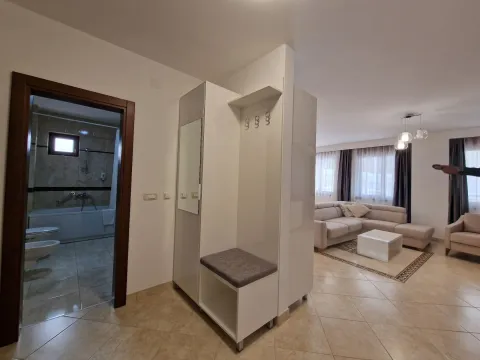Izdavanje, jednosoban stan, 87m², Bečići, Budva - image 13