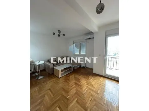 Rent, three bedroom apartment, 54m², Cvetkova Pijaca, Zvezdara Sve Podlokacije - image 2