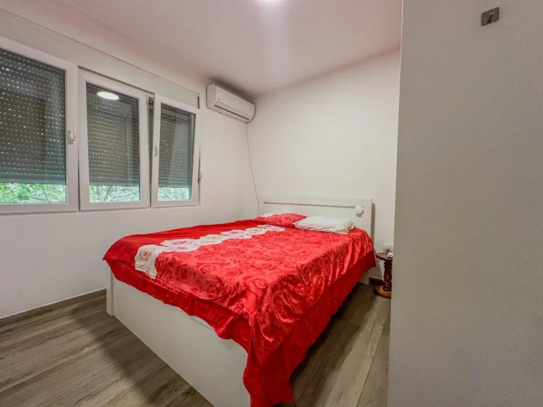 Rent, two bedroom apartment, 68m², Autobuska stanica, Podgorica