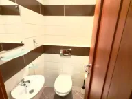 Izdavanje, dvosoban stan, 100m², Centar, Podgorica - image 12