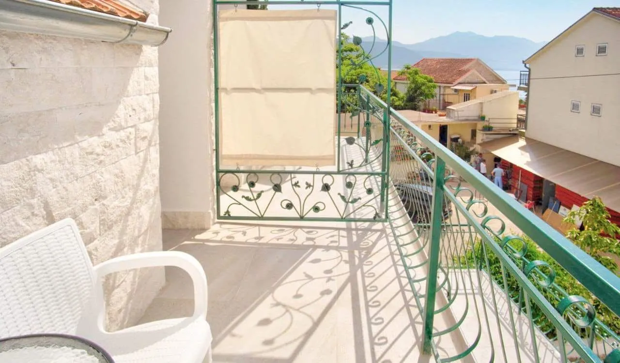 Prodaja, kuća, 200m², Baošići, Herceg Novi
