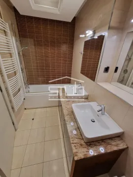 Rent, four bedroom apartment, 148m², Savski Venac, Beograd - image 17