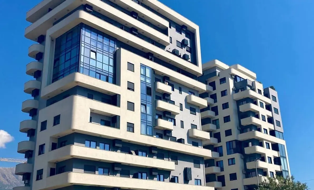 Prodaja, dvosoban stan, 54m², Centar, Bar