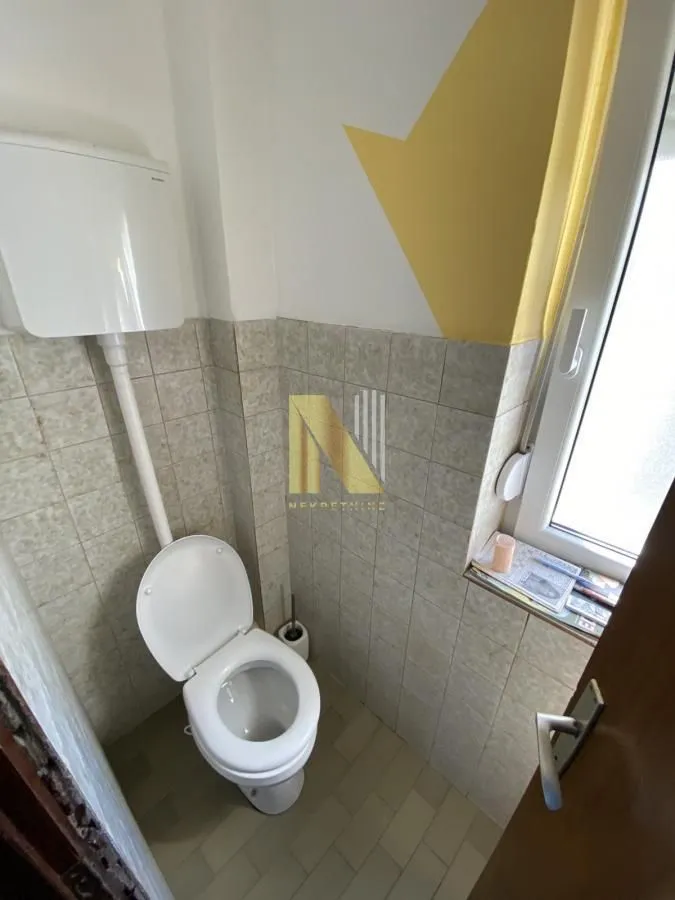 Prodaja, kuća, 223m², Sremska Kamenica, Petrovaradin