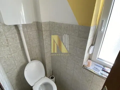 Prodaja, kuća, 223m², Sremska Kamenica, Petrovaradin - image 19