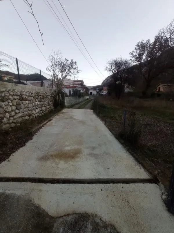 Prodaja, kuća, 192m², Đurmani, Bar